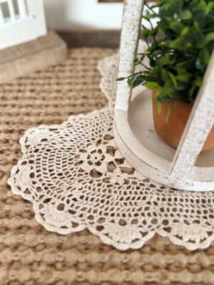 Heart Cream Lace Doily