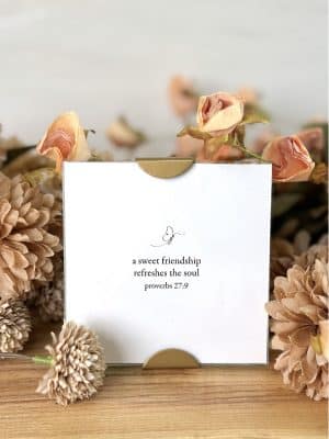 Sweet Friendship Scallop Frame surrounded by flowers