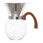 Empty borosilicate glass carafe with bamboo handle and fine mesh filter on top