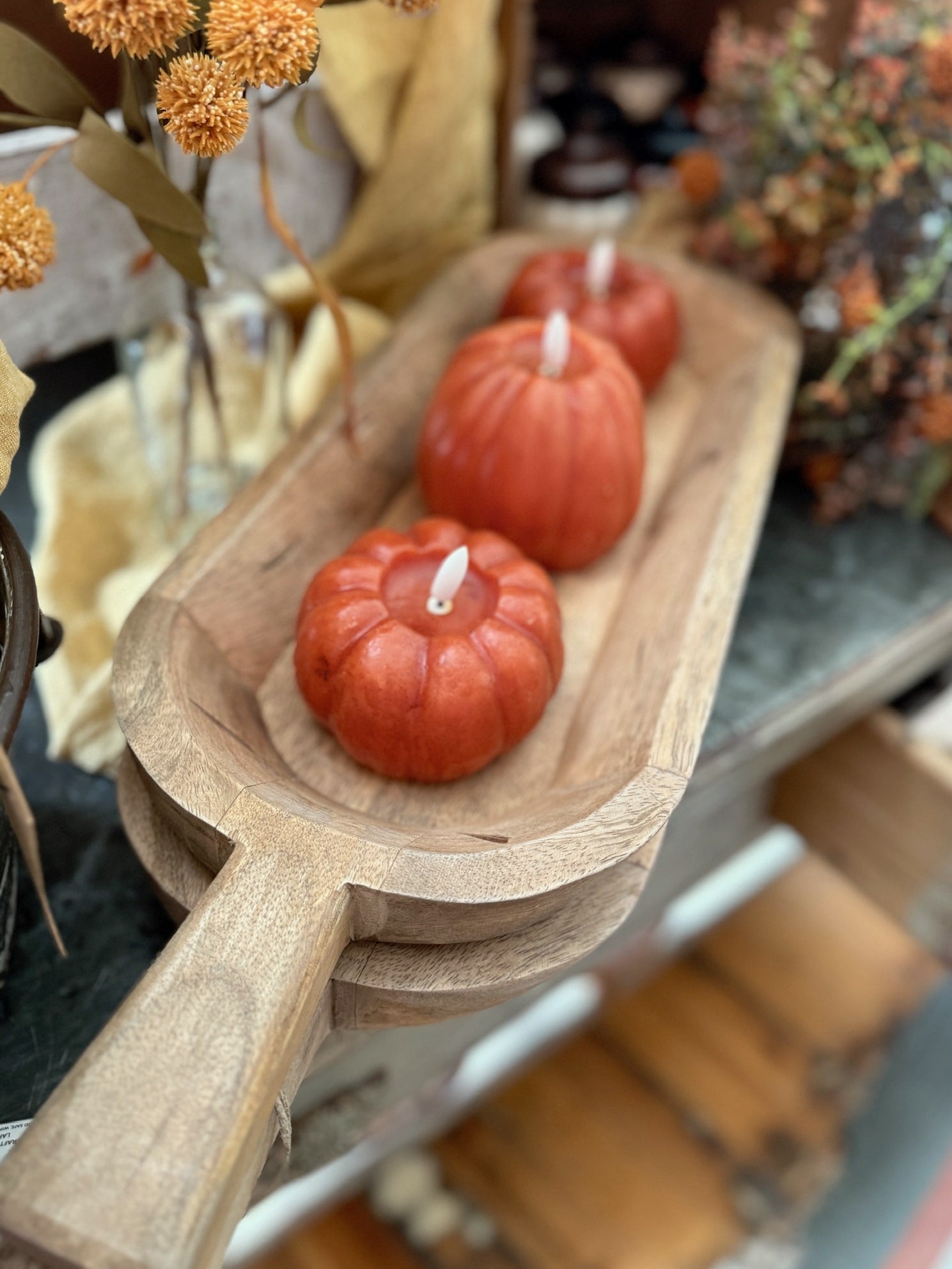 Style them on mantels, tables, or trays for an effortless seasonal centerpiece.