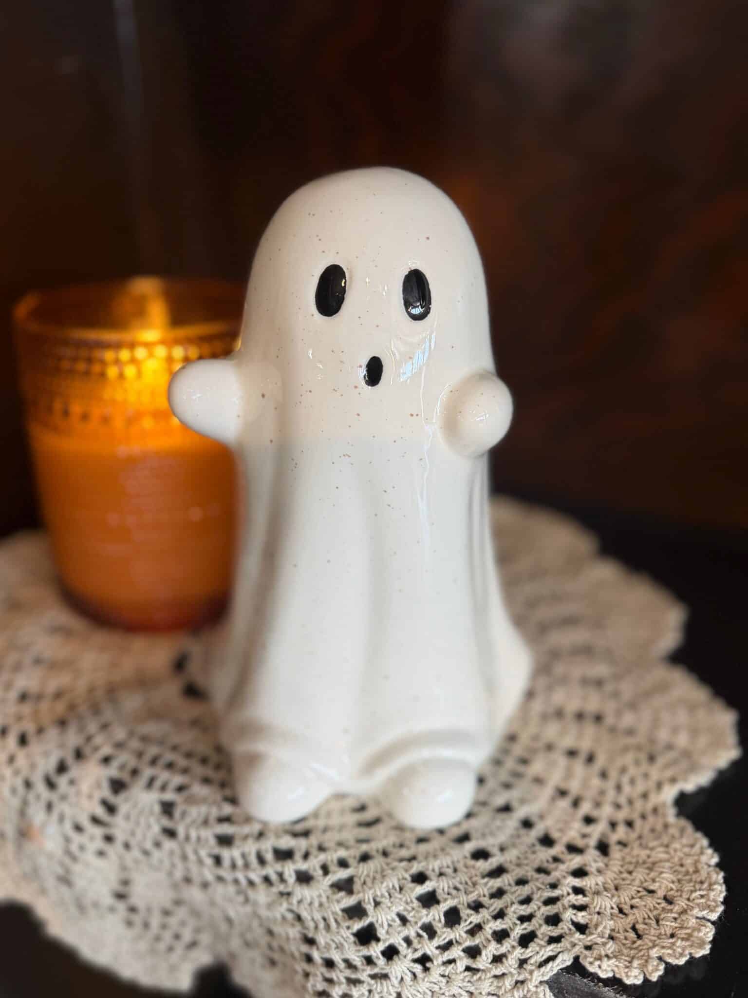 be-made-hays-ks-ceramic-ghost-figurine-spooky-cute-flameless-candle