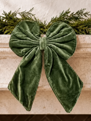 BOW VELVET GREEN EMERALD 11" X 18"